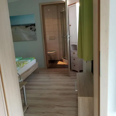 Tolles In Mit Garten, Grill Und Terrasse דירה *